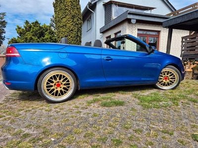 Gebraucht VW Eos Sportline 211 PS (155 kW) 2011 Blau Cabrio