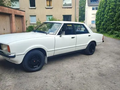 Gebraucht Ford Taunus 69 PS (50 kW) 1976 Weiß Limousine