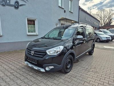 Gebraucht Dacia Dokker Stepway 90 PS (66 kW) 2016 Schwarz Van / Kleinbus