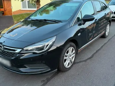 Gebraucht Opel Astra 150 PS (110 kW) 2016 Schwarz Kombi