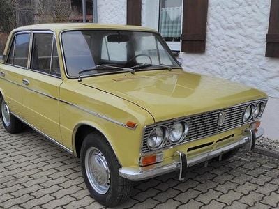 Gebraucht Lada 2103 75 PS (55 kW) 1974 Gelb Limousine