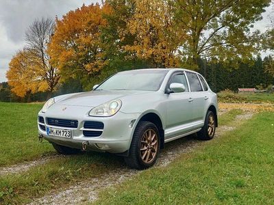 Silber Gebraucht 2005 Porsche Cayenne SUV | 8.700 € (Etwas zu teuer)
