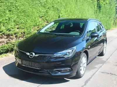 Gebraucht Opel Astra 131 PS (96 kW) 2023 Schwarz Kleinwagen