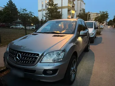Gebraucht Mercedes ML320 224 PS (164 kW) 2006 Silber SUV