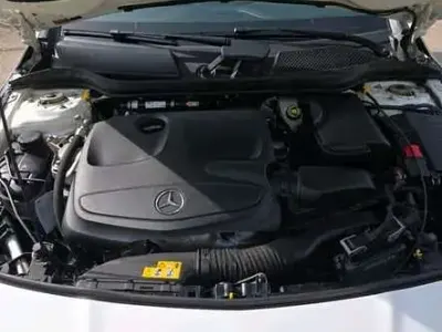 Gebraucht Mercedes CLA180 Urban 122 PS (89 kW) 2018 Weiß Limousine