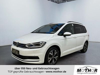 Gebraucht VW Touran Comfortline 150 PS (110 kW) 2022 Pure white Van / Kleinbus