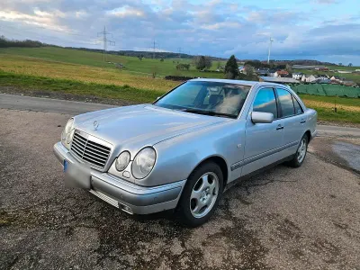 Gebraucht Mercedes E220