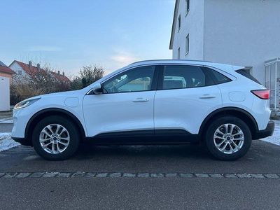 Frostweiß Gebraucht 2022 Ford Kuga Titanium SUV | 19.450 € (Superpreis)
