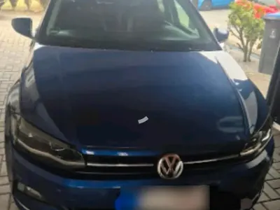 Gebraucht VW Polo Highline 101 PS (74 kW) 2018 Blau Kleinwagen