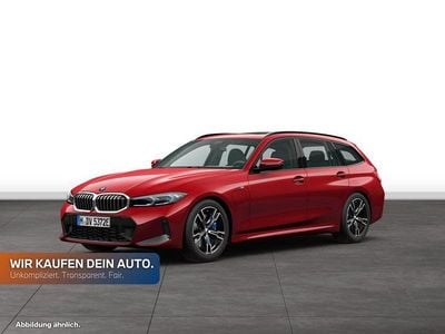 Gebraucht BMW 330e Comfort Edition 292 PS (214 kW) 2025 Fire red metallic Kombi