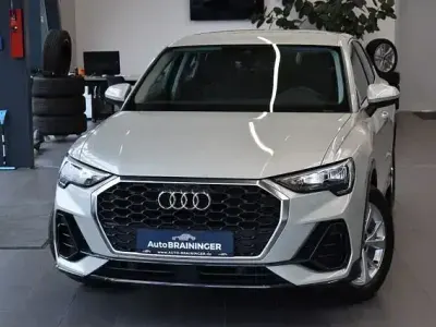 Usata Audi Q3 Sportback Basis 150 CV (110 kW) 2022 Argento SUV
