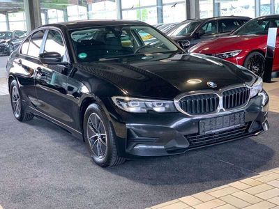 gebraucht BMW 318 d Advantage Automatik Live Cockpit DAB WLAN 1.Hand