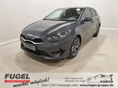 Neu Kia Ceed Style 140 PS (102 kW) 2025 Dark penta metal Kleinwagen