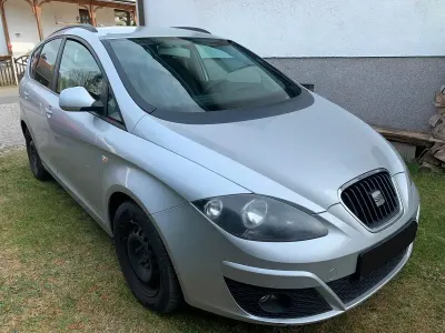 Gebraucht Seat Altea Ecomotive 105 PS (77 kW) 2011 Silber Van / Kleinbus