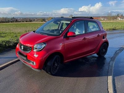 Second-hand Smart ForFour Electric Drive Prime 60 kW (82 CP) 2017 Roșu Hatchback