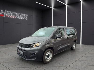 Gebraucht Peugeot Partner Premium 131 PS (96 kW) 2023 Lackierung platiniumgrau/typ au Van / Kleinbus