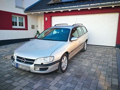 Opel Omega
