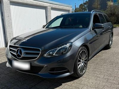 Gebraucht Mercedes E200 184 PS (135 kW) 2014 Grau Kombi