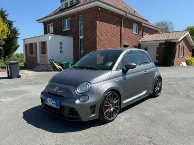 Gebraucht Abarth 695 190 PS (139 kW) 2015 Colore esterno (grigio opaco) (metallic) Kleinwagen