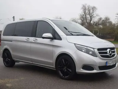 Usata Mercedes V220 163 CV (119 kW) 2016 Argento Monovolume