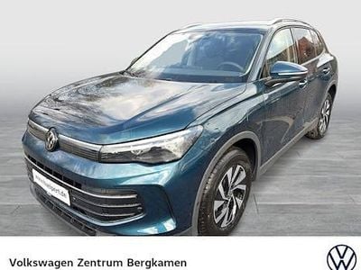 Neu VW Tiguan Life 204 PS (150 kW) 2026 Nightshade blue metallic SUV