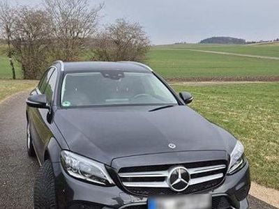 Gebraucht Mercedes C220 Avantgarde 194 PS (142 kW) 2020 Schwarz Kombi