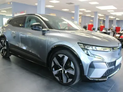 Gebraucht Renault Megane E-Tech 160 kW (218 PS) 2023 Grau Limousine