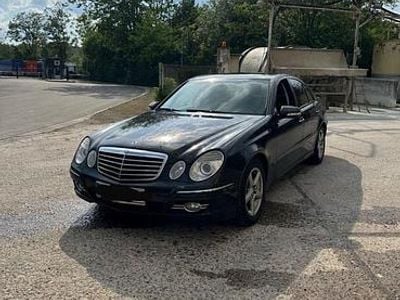 Mercedes E280