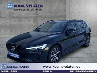 Usata Volvo V60 Ultimate 335 CV (246 kW) 2023 Nero Station wagon