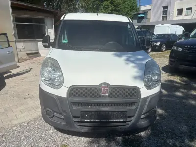 Usata Fiat Doblò Basis 90 CV (66 kW) 2013 Bianco Monovolume