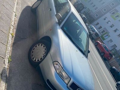 gebraucht Audi A4 1.8 1996 mit TÜV