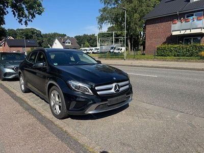 Mercedes GLA200