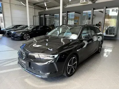 Używany Opel Astra Business Elegance 131 KM (96 kW) 2024 Czarny Kombi