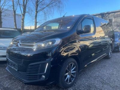 Schwarz Gebraucht 2017 Citroën Spacetourer Van / Kleinbus | 15.250 €