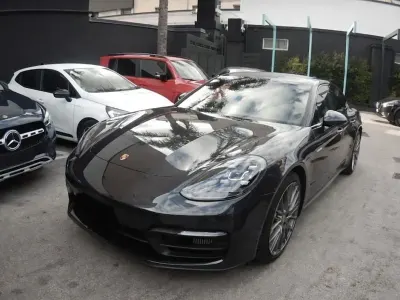 Occasion Porsche Panamera 4 Sport 462 PK (339 kW) 2022 Grijs Sedan