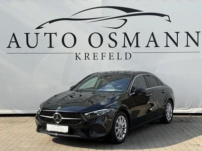 Second-hand Mercedes A250 Advanced 238 CP (175 kW) 2023 Negru Berlinǎ