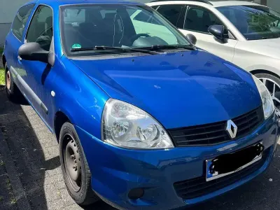 Gebraucht Renault Clio Authentique 58 PS (42 kW) 2010 Kleinwagen