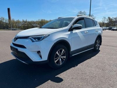 Usata Toyota RAV4 Comfort 143 CV (105 kW) 2016 Bianco SUV