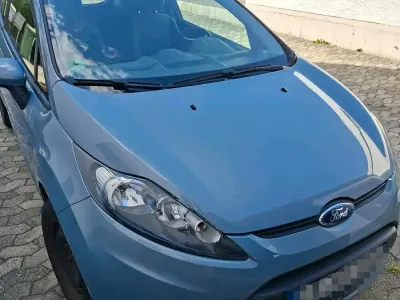 Gebraucht Ford Fiesta 82 PS (60 kW) 2008 Grau Kleinwagen