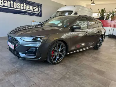 Gebraucht Ford Focus ST 280 PS (205 kW) 2022 Magneticgrau (metallic) Kombi