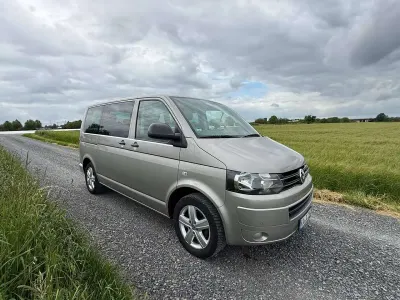 Gebraucht VW Multivan Startline 140 PS (102 kW) 2013 Grau Van / Kleinbus