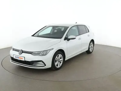 Gebraucht VW Golf VIII Life 2020 Weiß Limousine