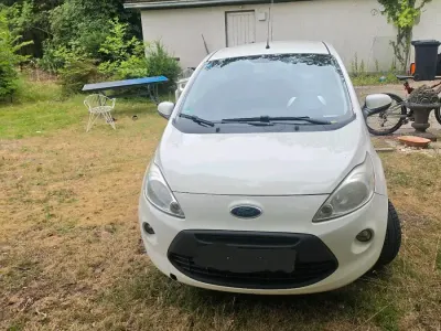 Gebraucht Ford Ka 69 PS (50 kW) 2011 Weiß Kleinwagen