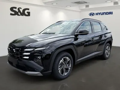 Neu Hyundai Tucson Select 150 PS (110 kW) 2026 Met (schwarz SUV