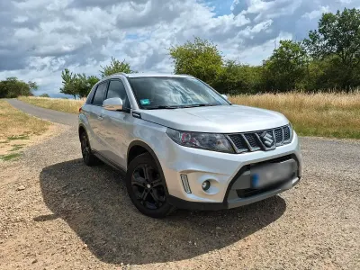 Gebraucht Suzuki Vitara 140 PS (102 kW) 2017 Silber SUV