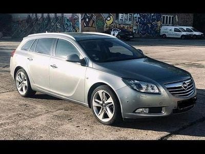 Gebraucht Opel Insignia 163 PS (119 kW) 2011 Grau Kombi