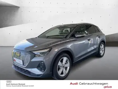 Gebraucht Audi Q4 e-tron Basis 150 kW (204 PS) 2022 Taifungrau metallic SUV