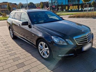 Usata Mercedes E200 Avantgarde 184 CV (135 kW) 2011 Nero Station wagon