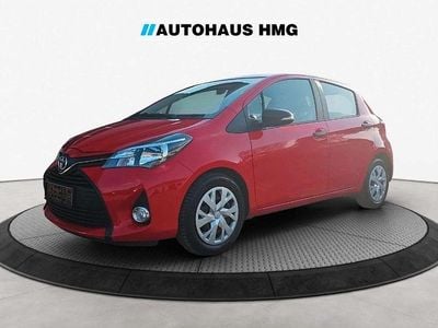 Second-hand Toyota Yaris Cool 69 CP (50 kW) 2015 Roșu Hatchback