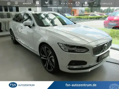 Second-hand Volvo V90 Ultimate 197 CP (144 kW) 2025 Alb Break